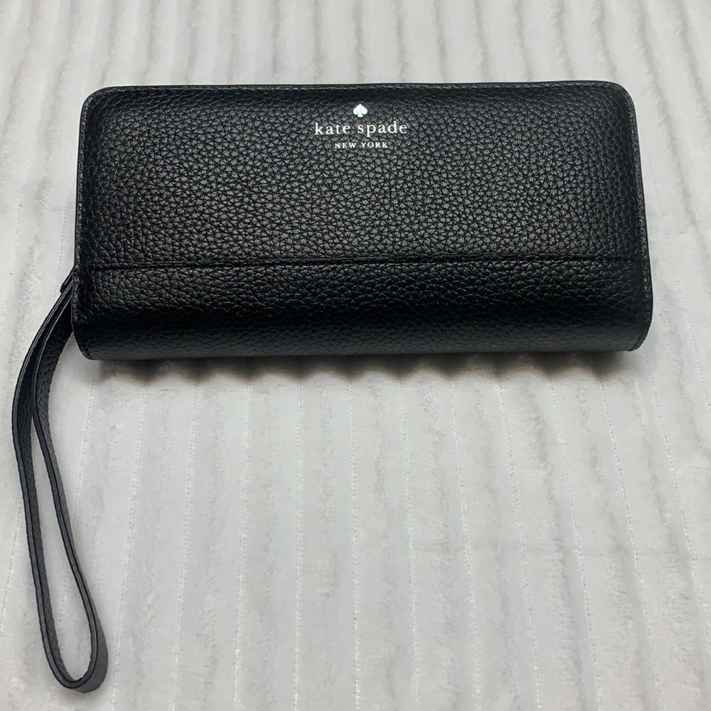 Kate Spade Mandy Wristlet NWT
